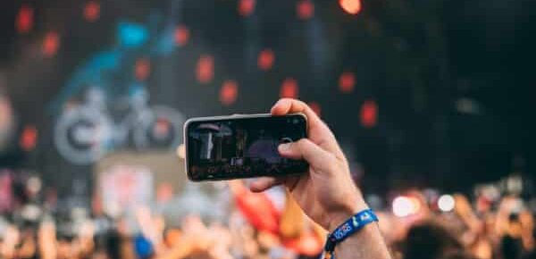 How to make money on Snapchat
