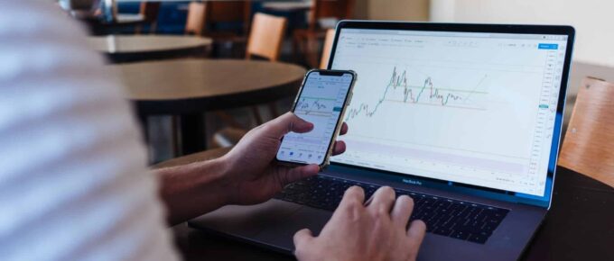 sites that give free stocks