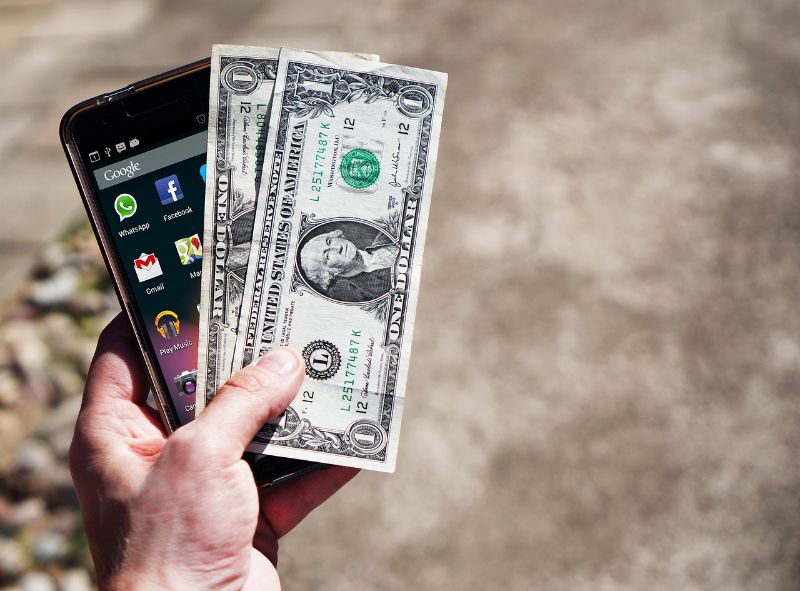 How to make money from your phone 
